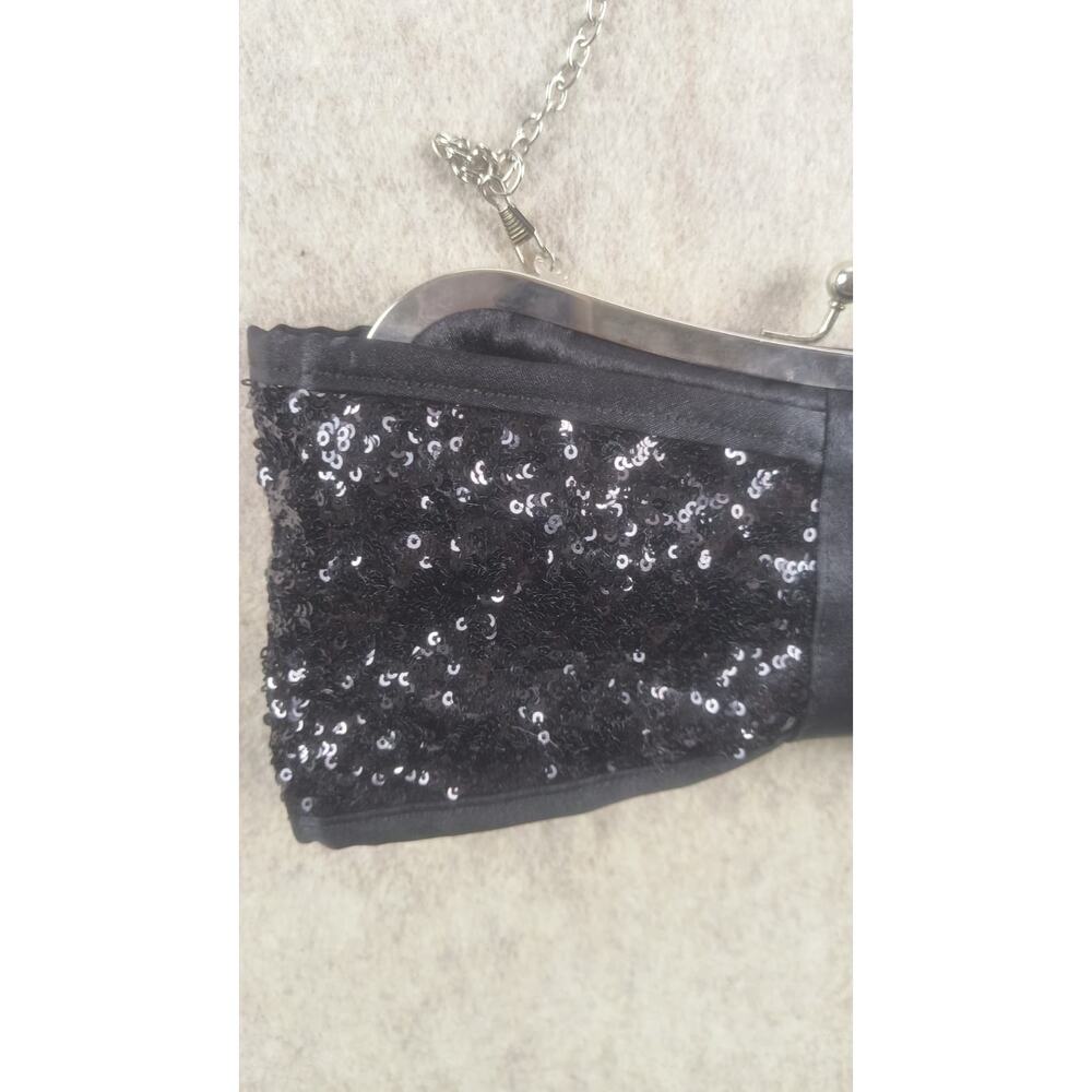 Epresssions NYC sequence clutch with detachable shoulder strap - Picture 4 of 6